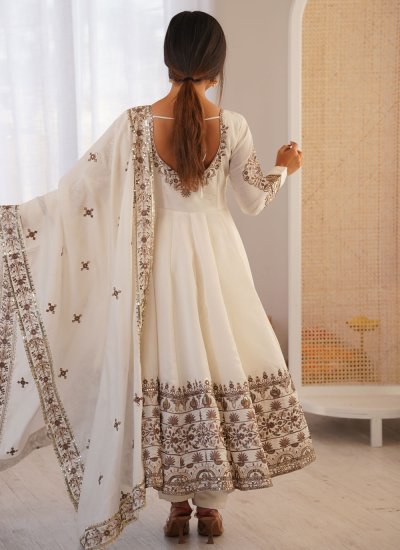
                            Ethnic Off White Silk Salwar Kameez