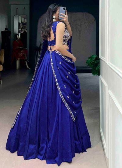 
                            Exciting Plain Navy Blue Lehenga Choli
