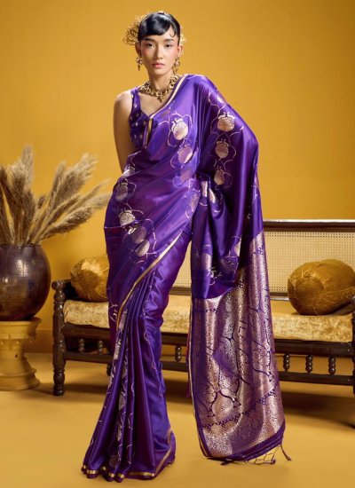 Exquisite Handloom silk Purple Classic Saree