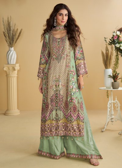 Fascinating Printed Salwar Suit