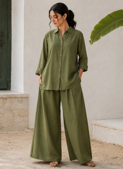 Girlish Plain Cotton Green Casual Kurti