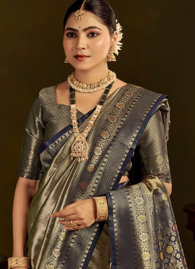 
                            Girlish Weaving Saree