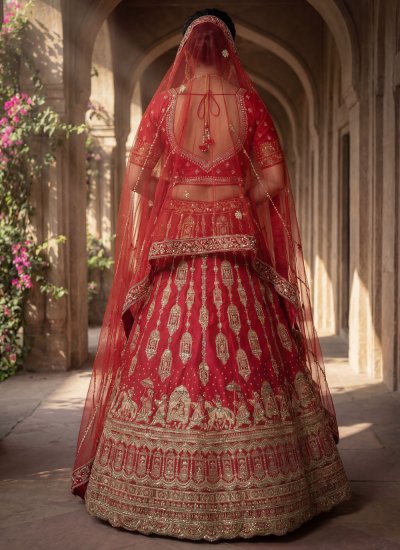 
                            Gleaming Silk Designer Lehenga Choli