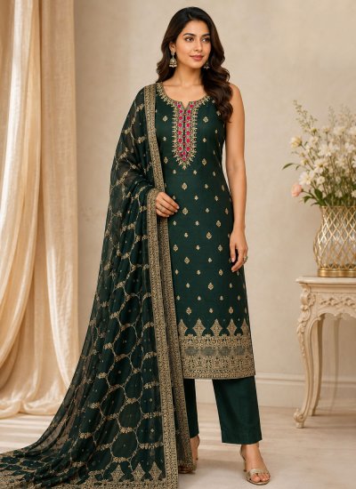 Glorious Embroidered Green Trendy Salwar Kameez 