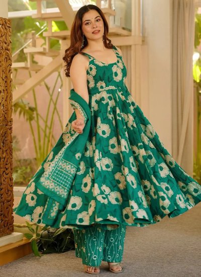 Glowing Green Trendy Salwar Kameez