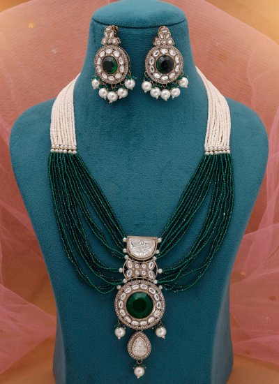 Green and White Sangeet Necklace Set