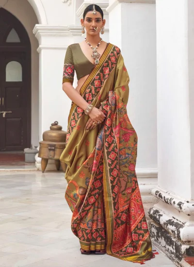 Green Color Classic Saree