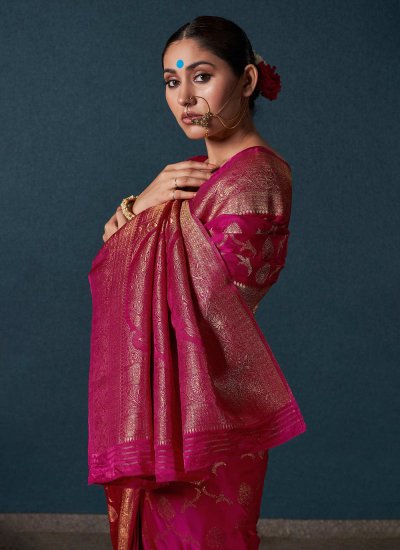 
                            Innovative Satin Silk Weaving Pink Classic Saree