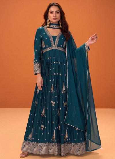 Integral Chinon Gown 