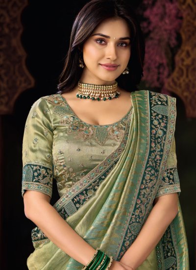 
                            Lively Silk Green Trendy Saree