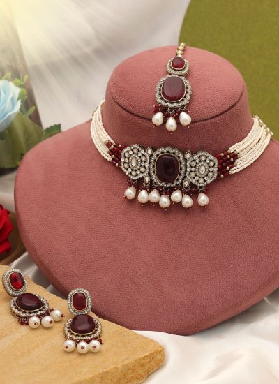 Maroon Moti Necklace Set