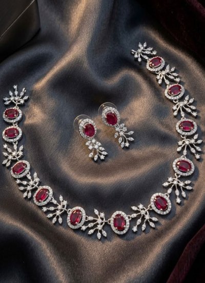 
                            Maroon Party Necklace Set