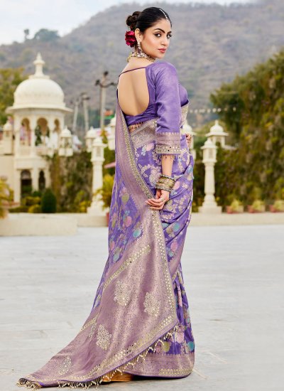 
                            Miraculous Viscose Saree