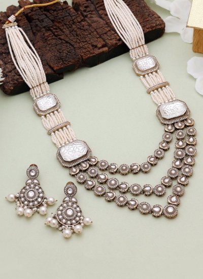 
                            Moti Necklace Set in White Colour
