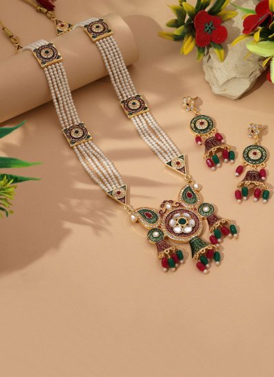 
                            Multi Colour Festival Necklace Set