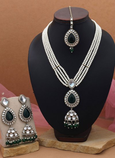 Necklace Set Moti in Green Colour