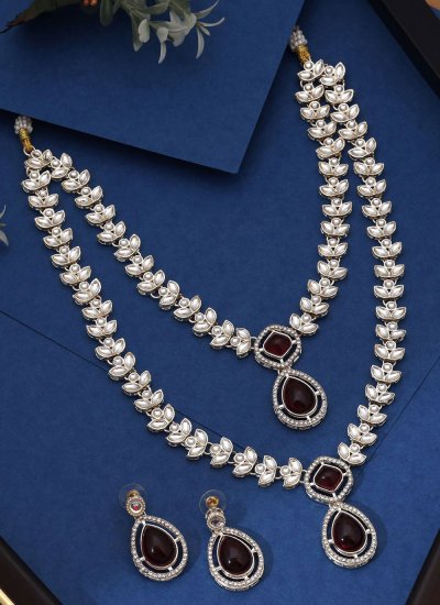 
                            Necklace Set Stone Work in Maroon Colour