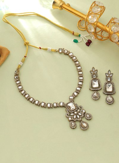 
                            Necklace Set Stone Work in White Colour