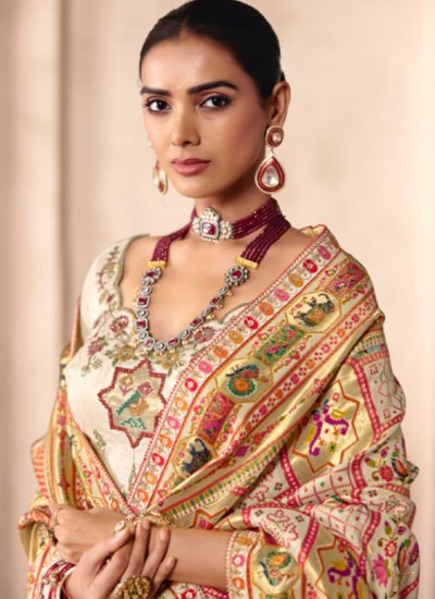 
                            Observable Silk Lace Cream Contemporary Saree