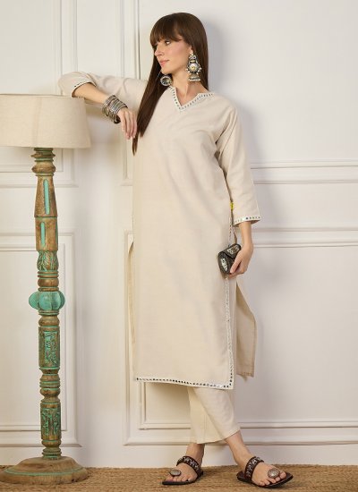 
                            Off White Mirror Cotton Casual Kurti