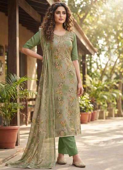 Perfect Viscose Salwar Kameez