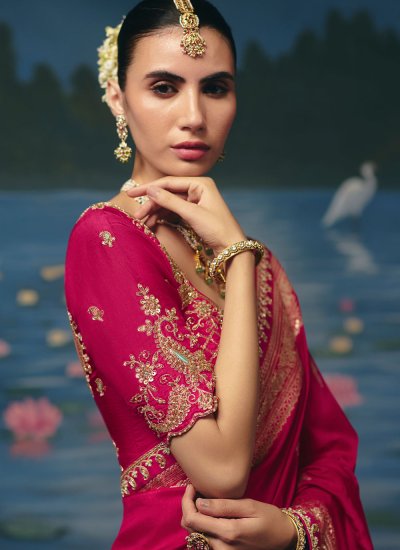 
                            Pink Color Trendy Saree