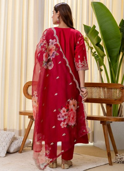 
                            Red Party Trendy Salwar Kameez