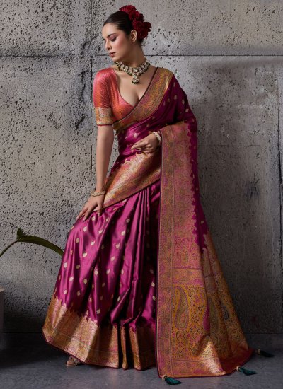 
                            Royal Rani Party Classic Saree