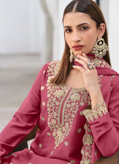 
                            Scintillating Chinon Embroidered Pink Readymade Salwar Kameez