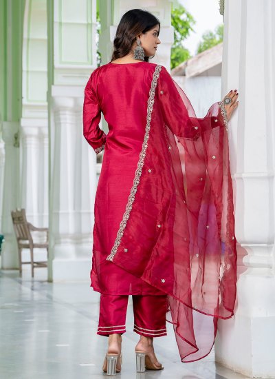 
                            Silk Blend Embroidered Pink Salwar Suit