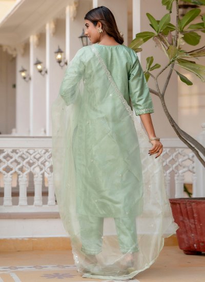 
                            Silk Blend Green Salwar Suit
