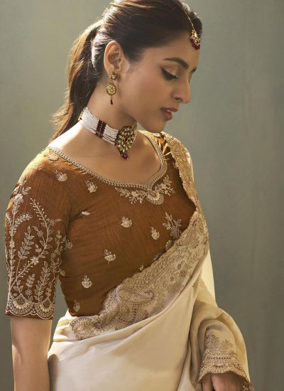 
                            Silk Border Cream Contemporary Saree