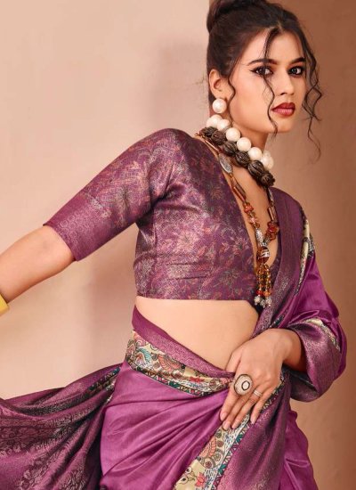 
                            Silk Purple Classic Saree