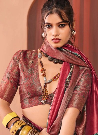 
                            Silk Woven Trendy Saree in Pink Colour