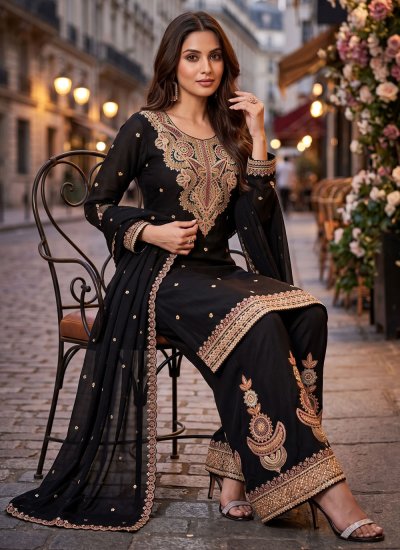 
                            Simplistic Chinon Black Embroidered Salwar Kameez