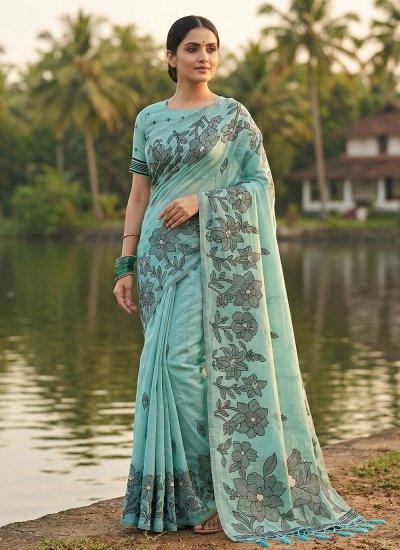 Sophisticated Cotton Floral Print Classic Saree