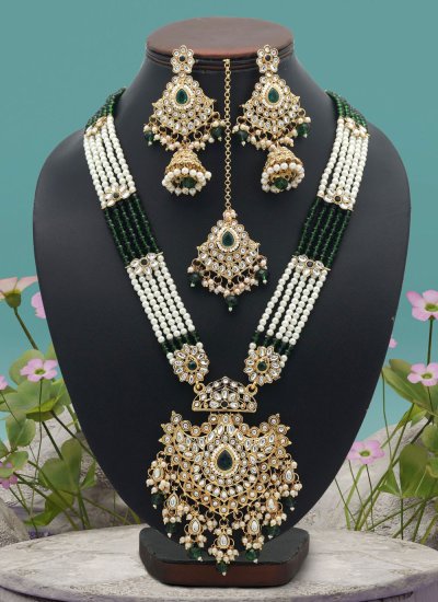Stone Work Necklace Set in Green and White Colour