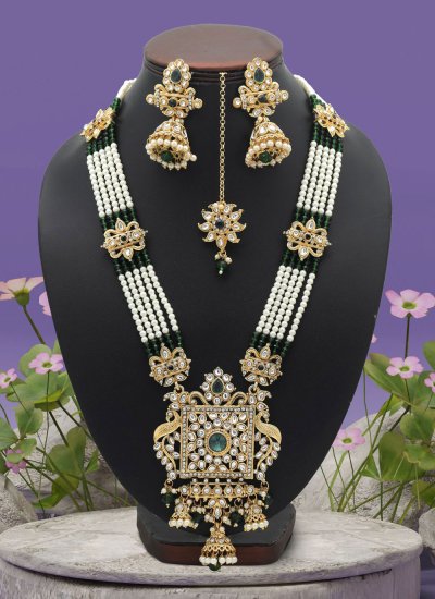 Stone Work Necklace Set in Green and White Colour