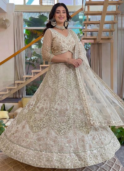 Surpassing Off White Sangeet Lehenga Choli