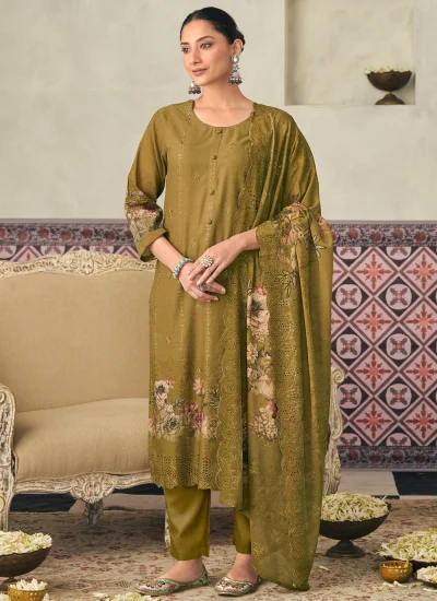 Thrilling Cotton Lawn Digital Print Pant Style Suit