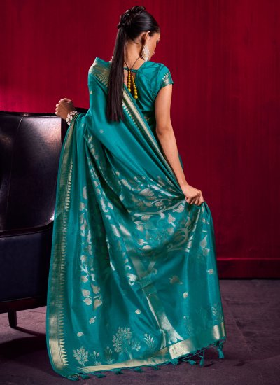 
                            Vivacious Linen Weaving Trendy Saree