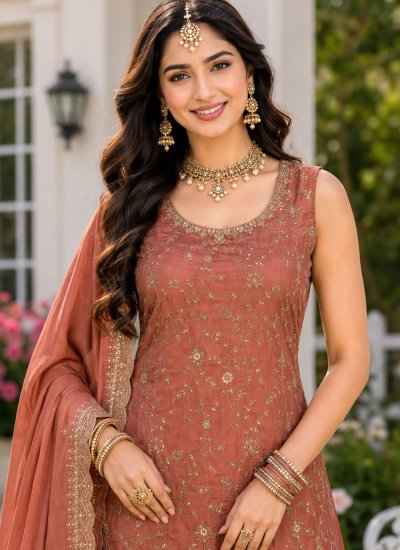 
                            Vivacious Vichitra Silk Salwar Kameez