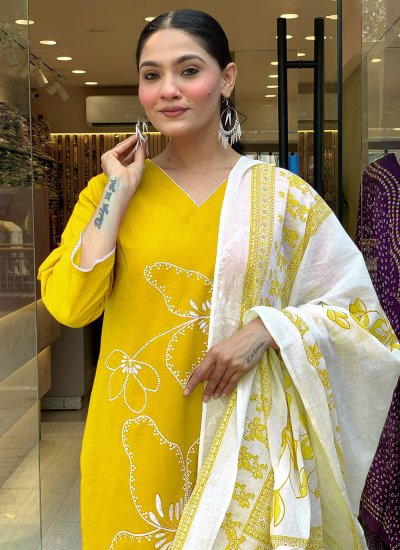 
                            Yellow Printed Salwar Kameez
